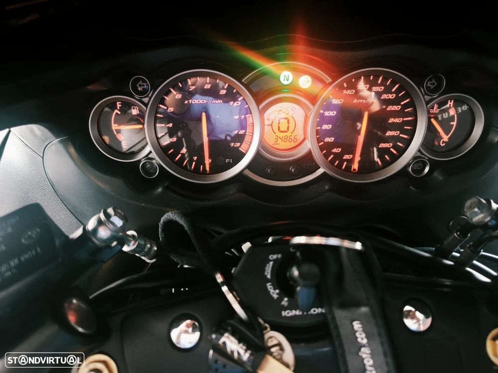 Suzuki Hayabusa - 4