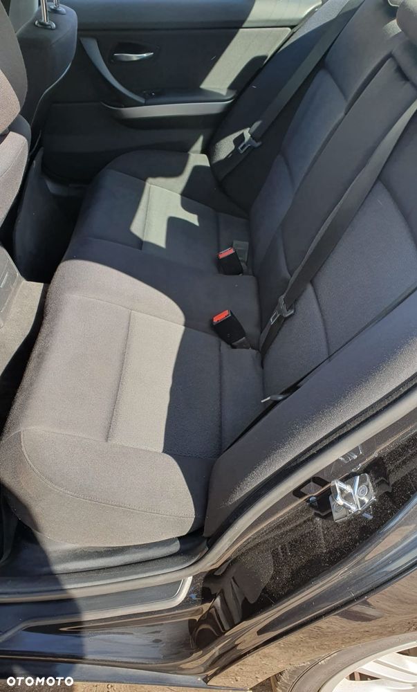 BMW Seria 3 325i - 14