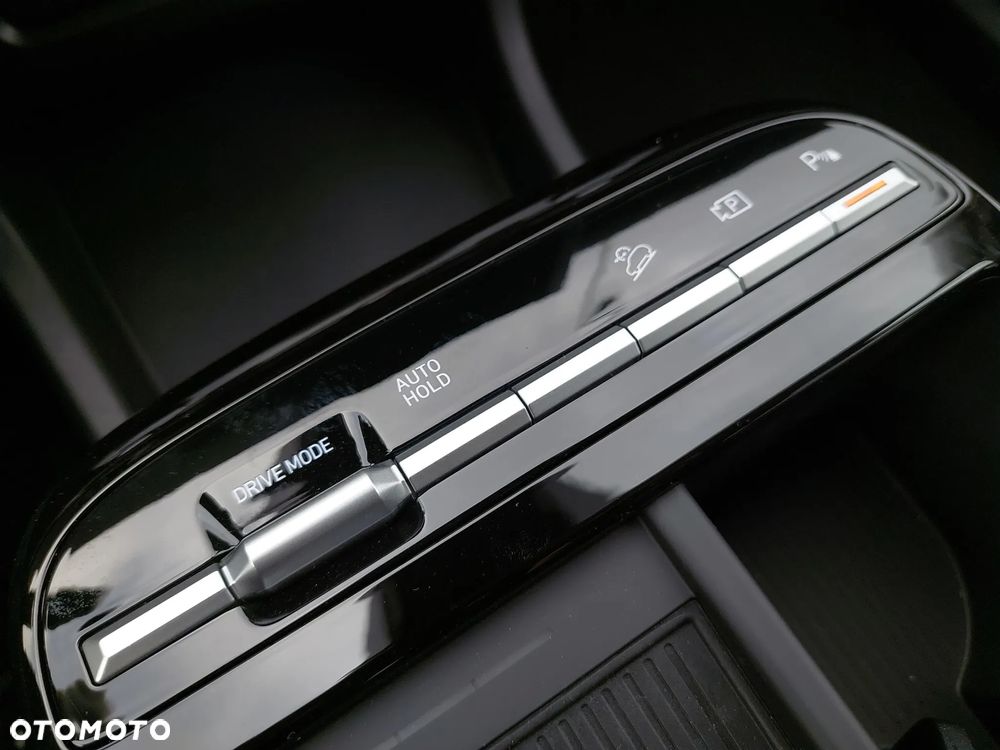 Hyundai Tucson 1.6 T-GDi HEV Executive 2WD - 19