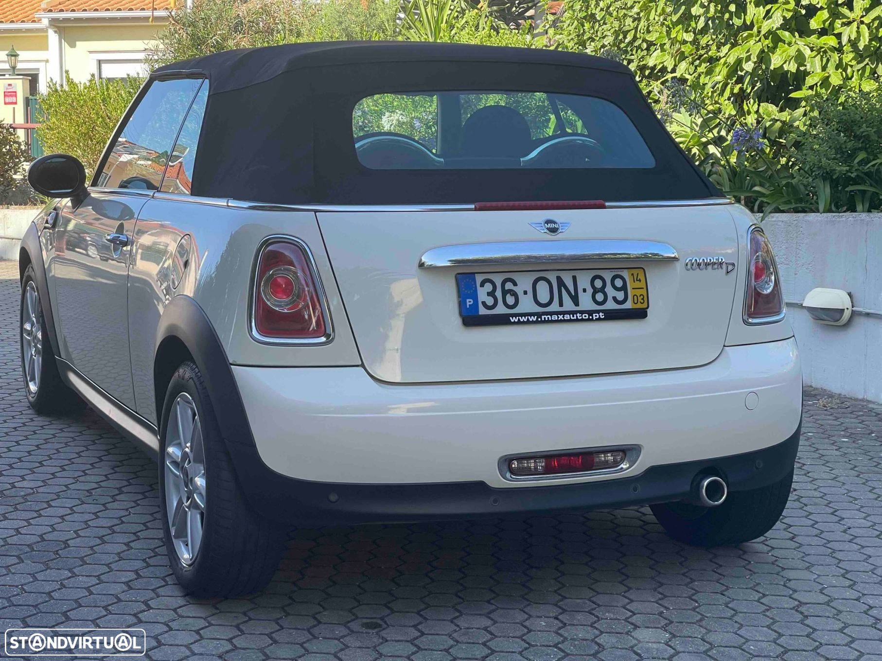 MINI Cabrio Cooper D - 26