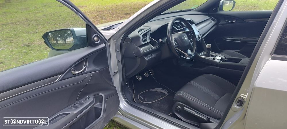 Honda Civic 1.0 i-VTEC Elegance CVT Navi - 14