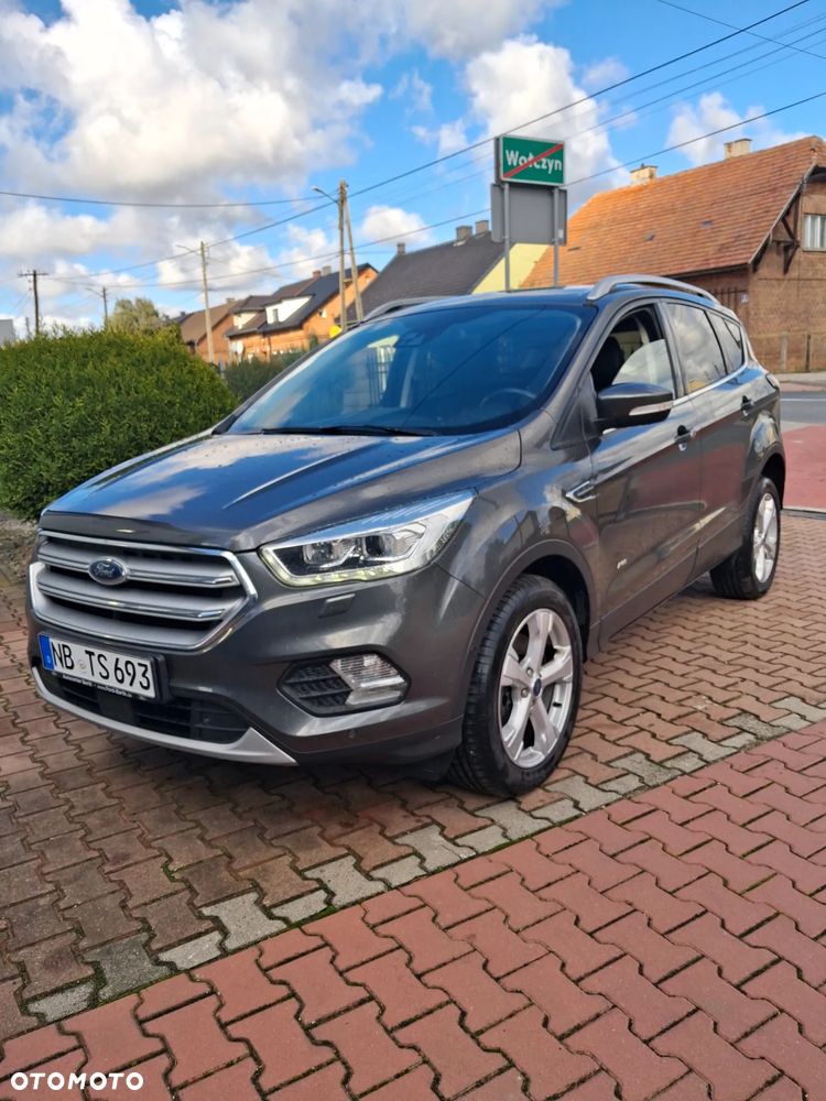 Ford Kuga - 1