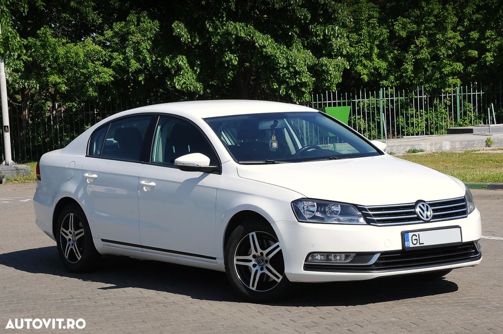 Volkswagen Passat 1.6 TDI BlueMotion Technology Comfortline - 2