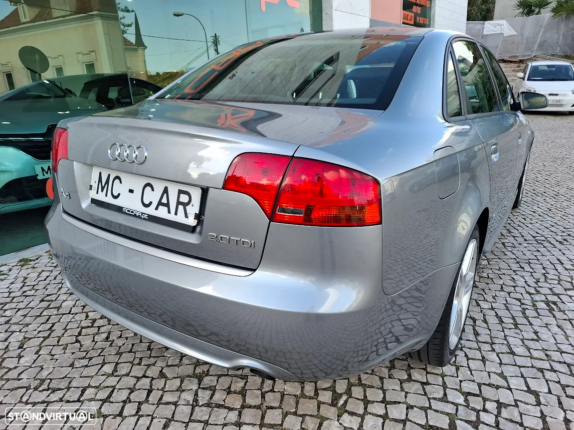 Audi A4 2.0 TDI S-line - 46
