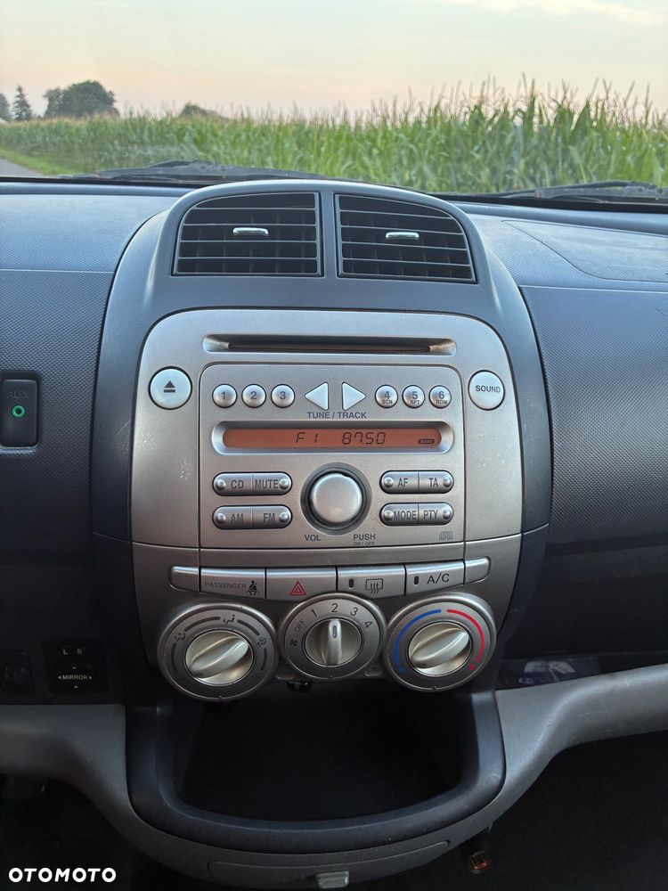 Daihatsu Sirion 1.3 - 14