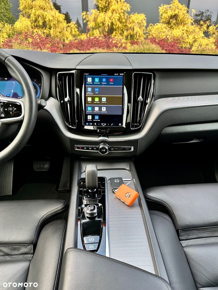 Volvo XC 60 B4 D Plus Bright - 33