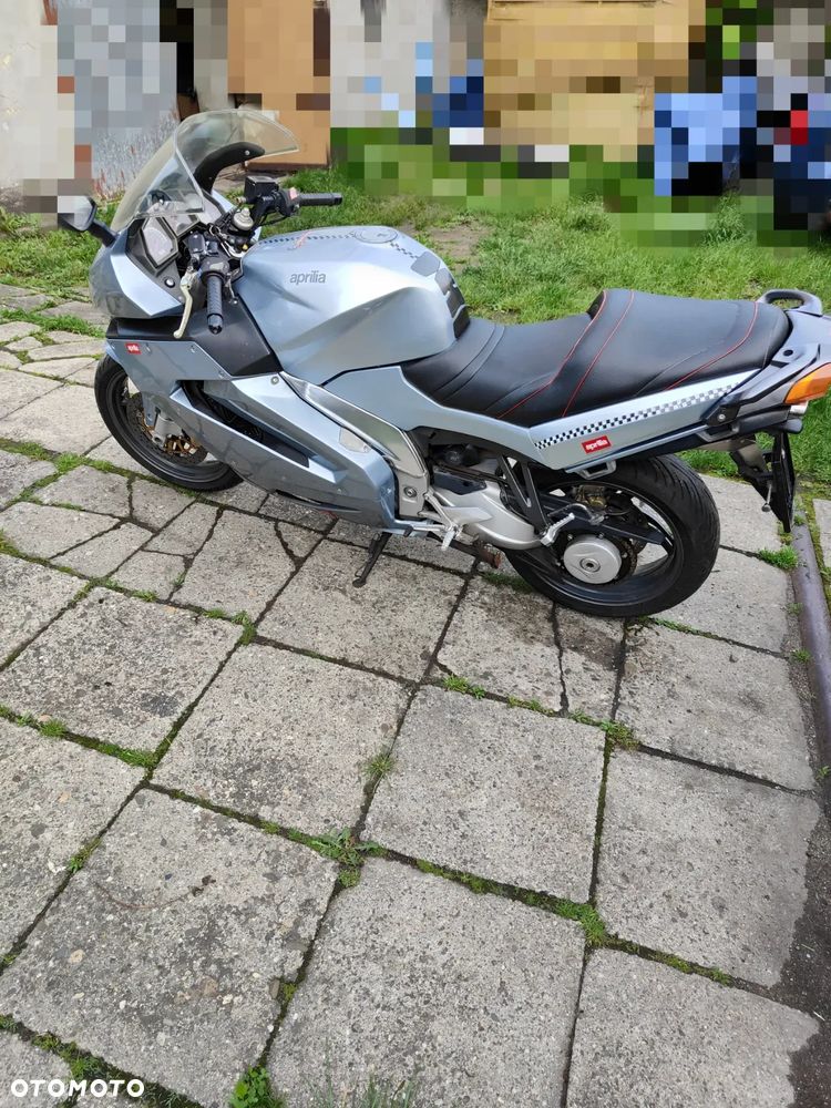 Aprilia RST - 8