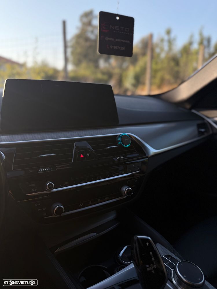 BMW 520 d Pack M Auto - 24