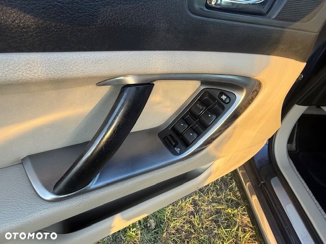 Subaru Legacy 3.0R Automatik Exclusive - 17