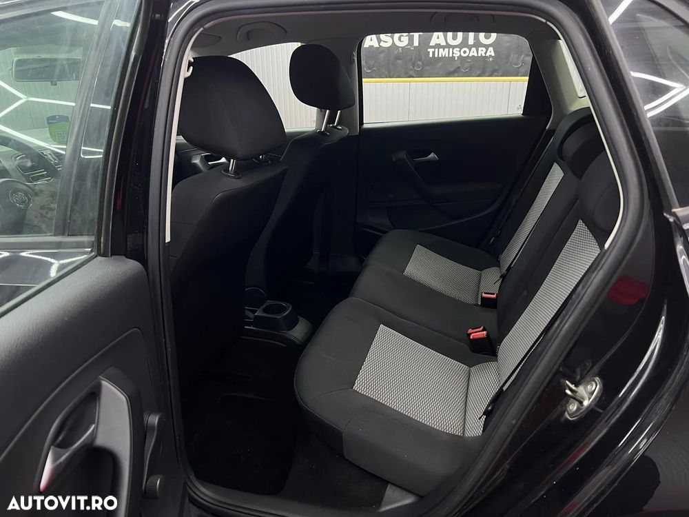 Volkswagen Polo - 14