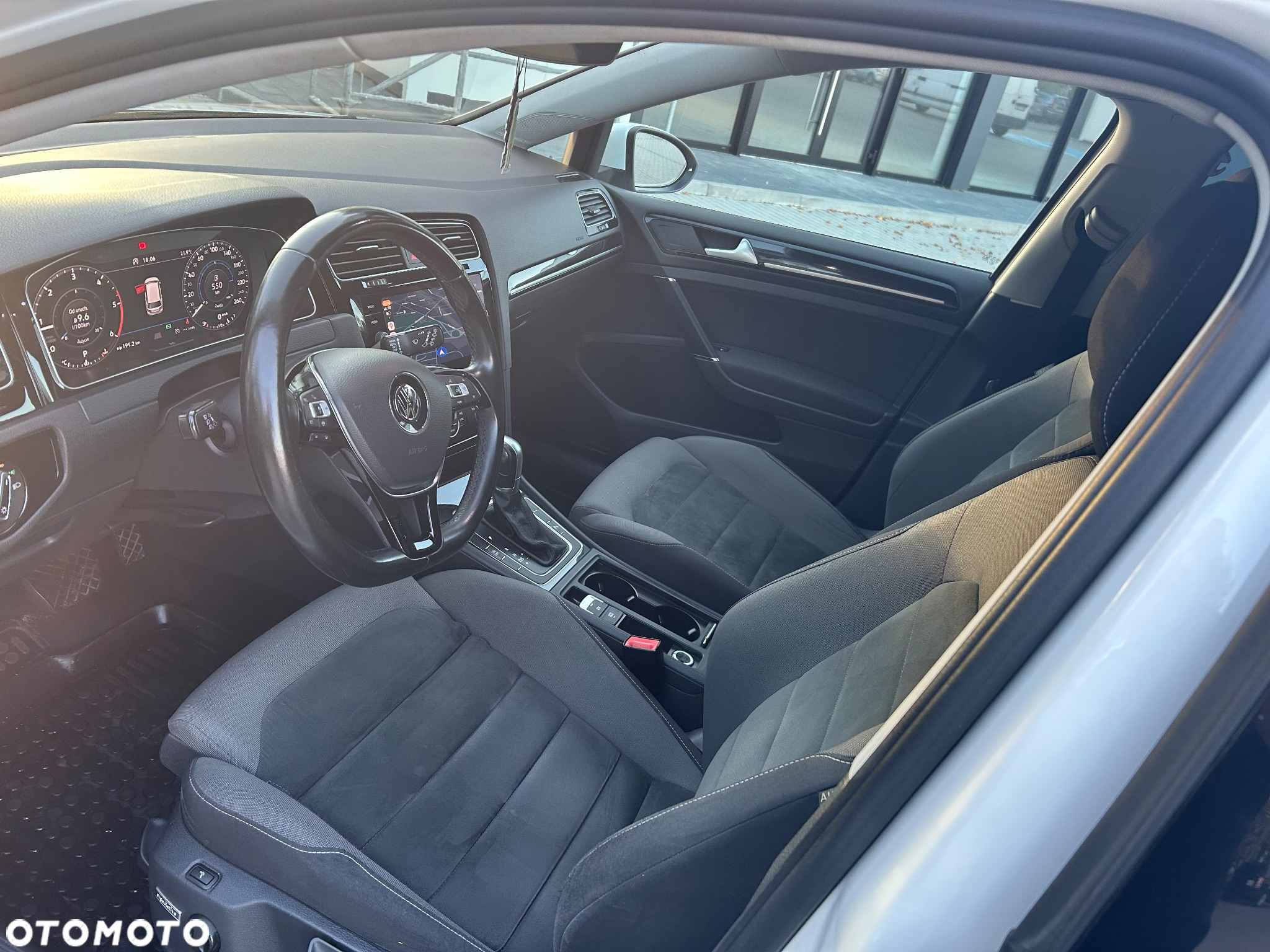 Volkswagen Golf VII 2.0 TDI BMT Highline DSG - 7
