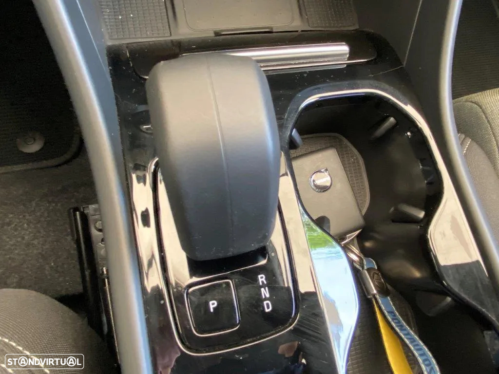 Volvo XC 40 2.0 B3 Black Edition - 16