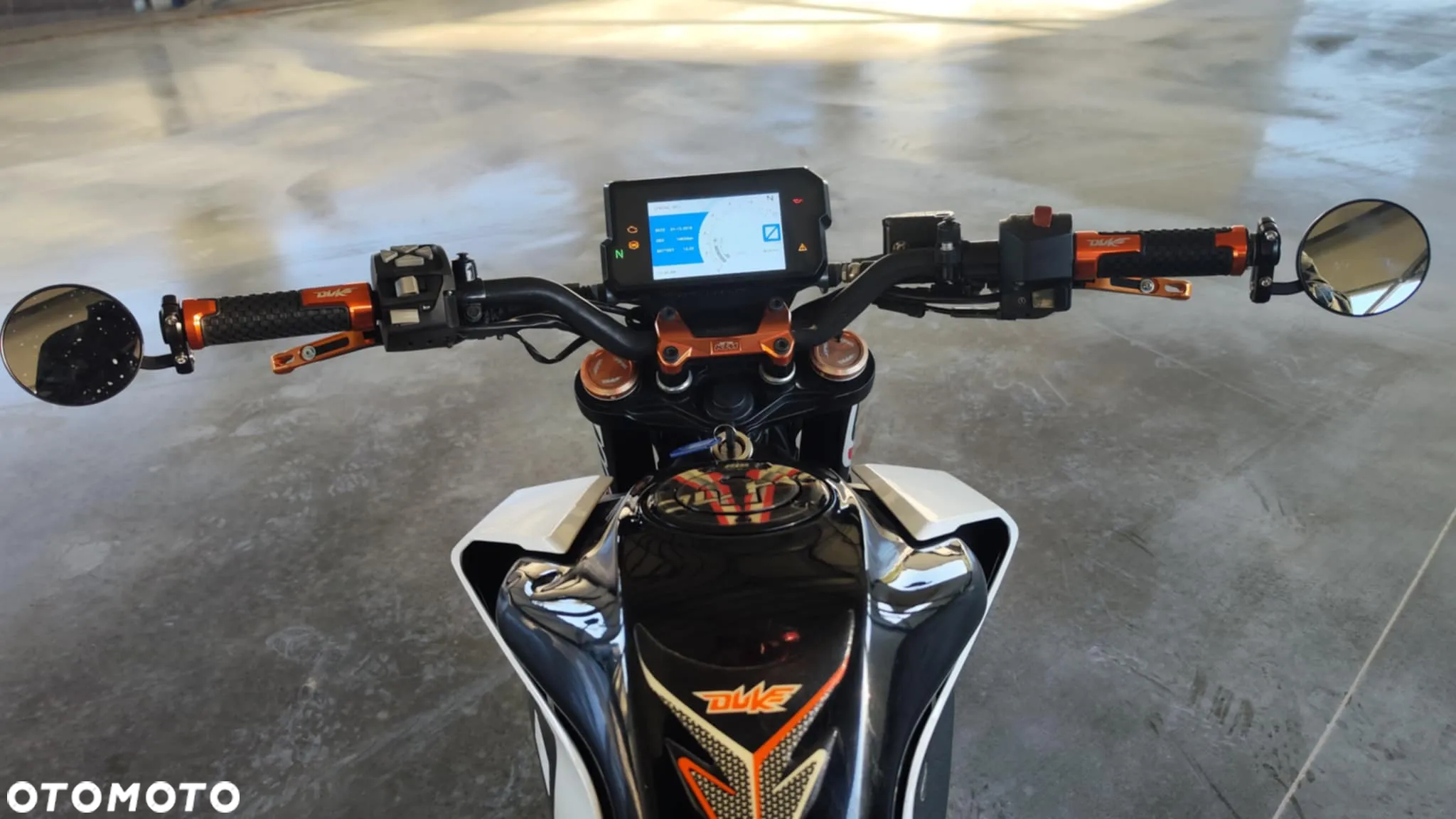 KTM Duke - 18