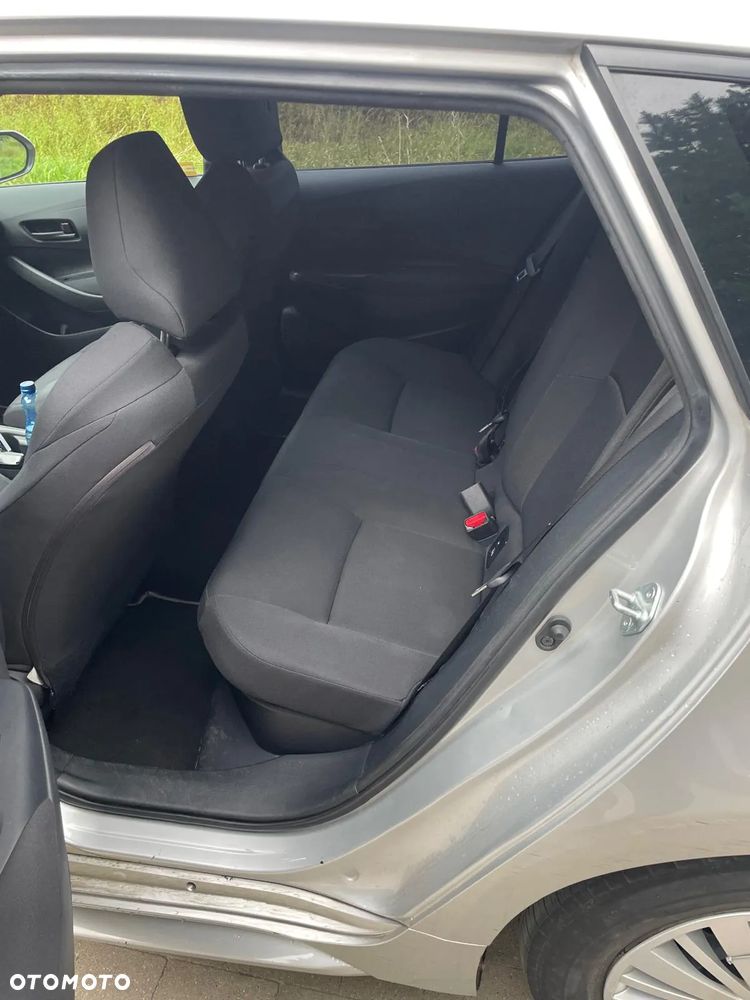 Toyota Corolla 1.8 Hybrid Comfort - 12