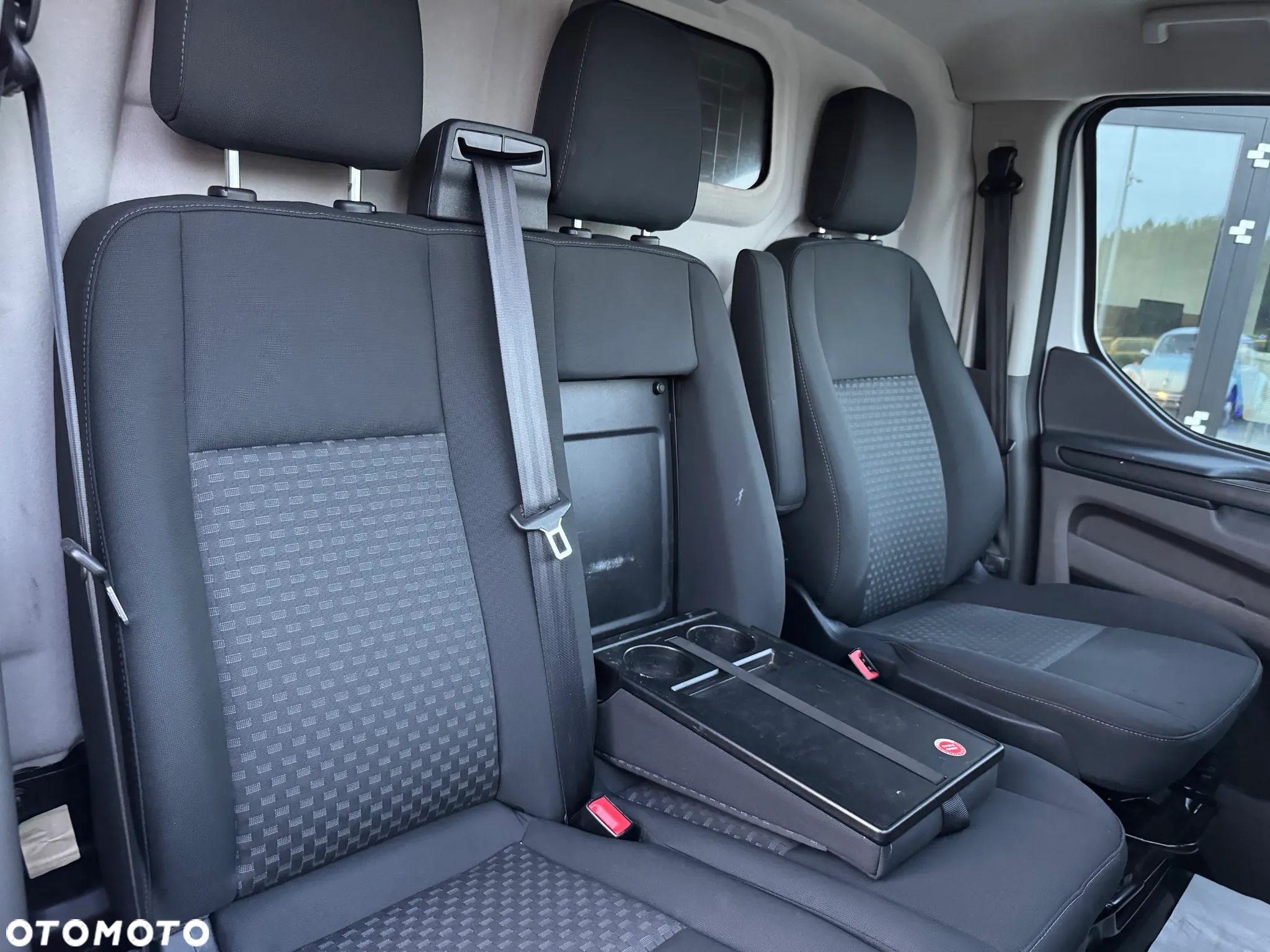 Ford TRANSIT CUSTOM - 18