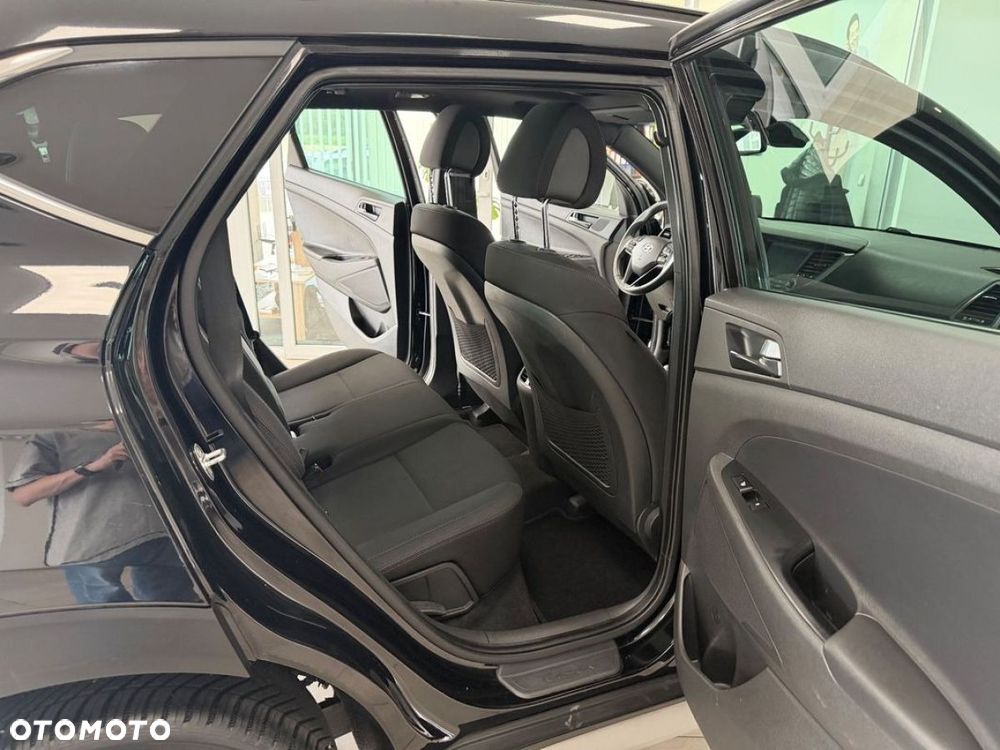 Hyundai Tucson blue 1.7 CRDi 2WD DCT Advantage - 24