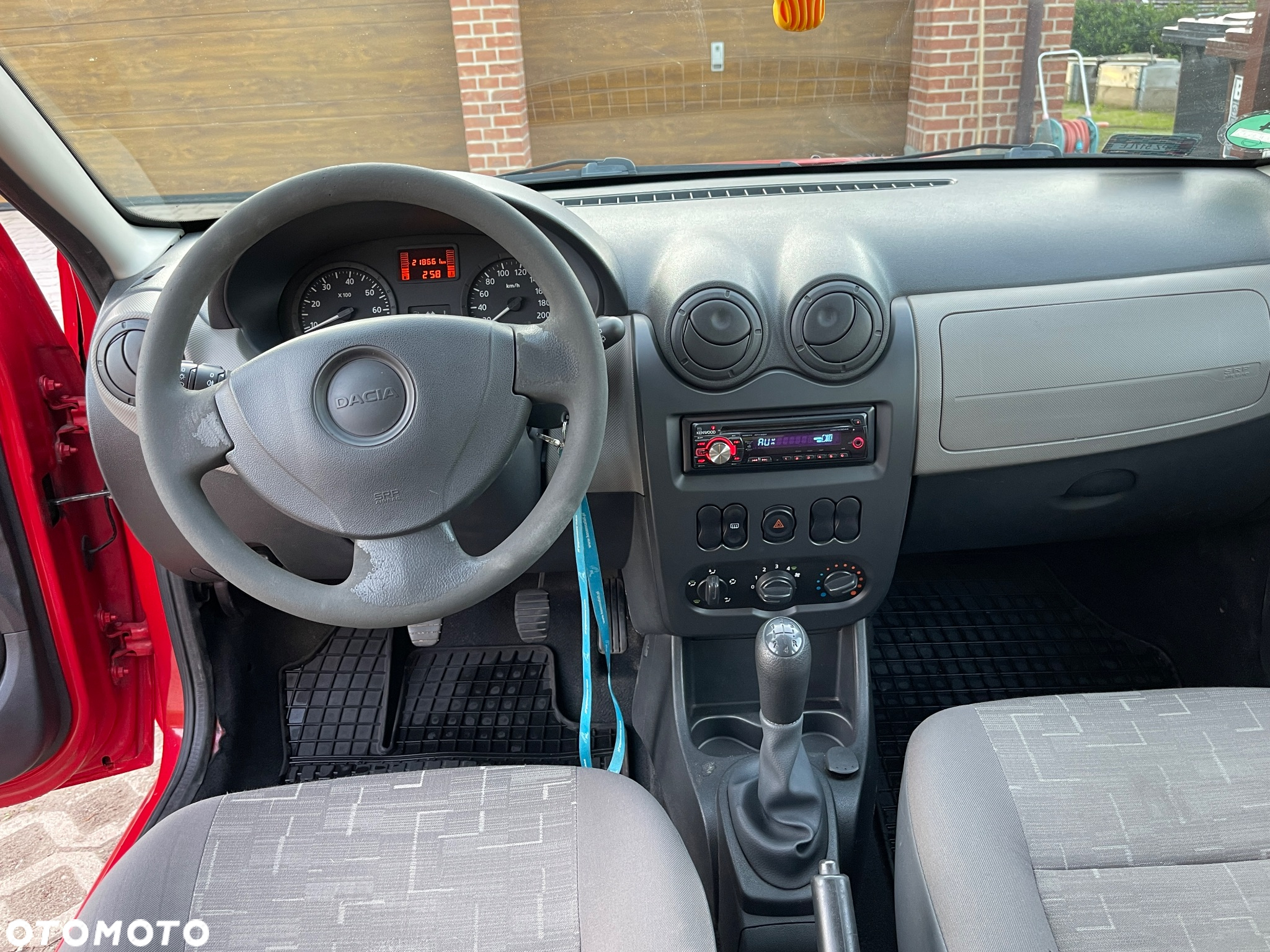 Dacia Sandero 1.4 MPI - 9