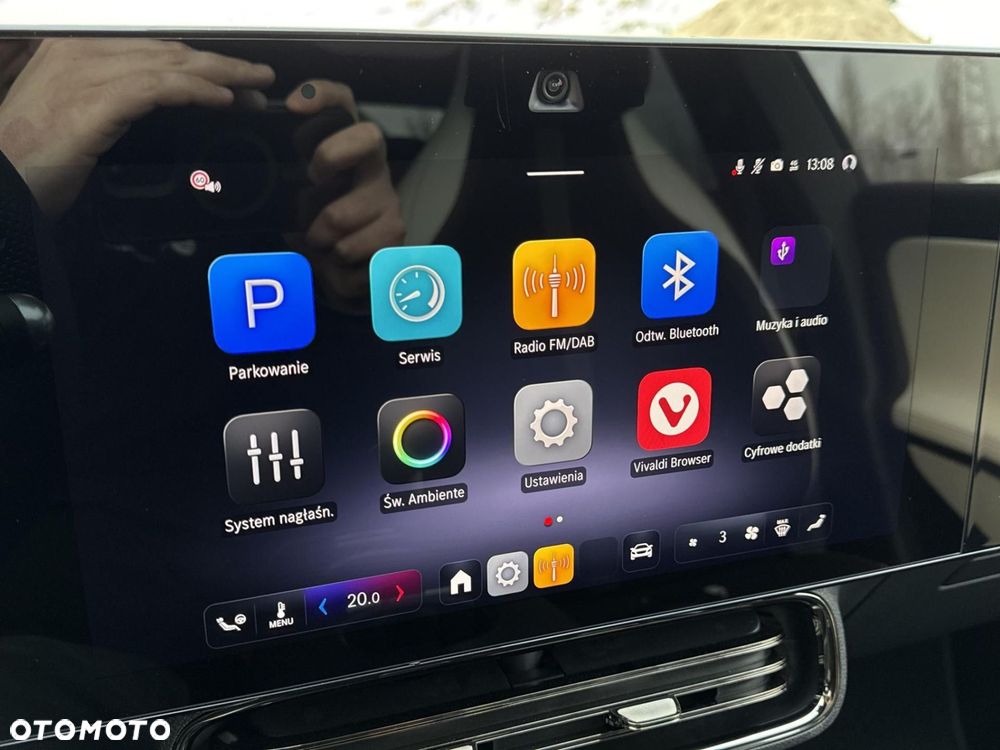 Mercedes-Benz CLA - 21