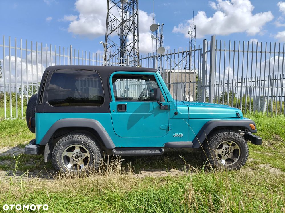 Jeep Wrangler - 6