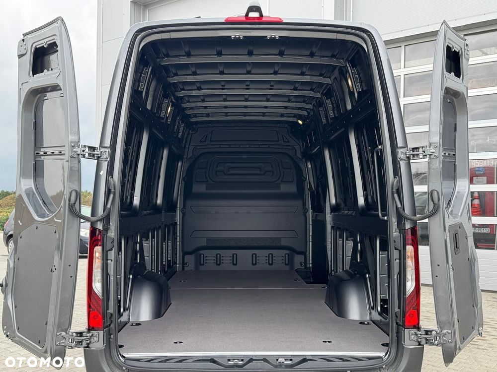 Mercedes-Benz Sprinter Furgon 317 cdi L3H2 - 17