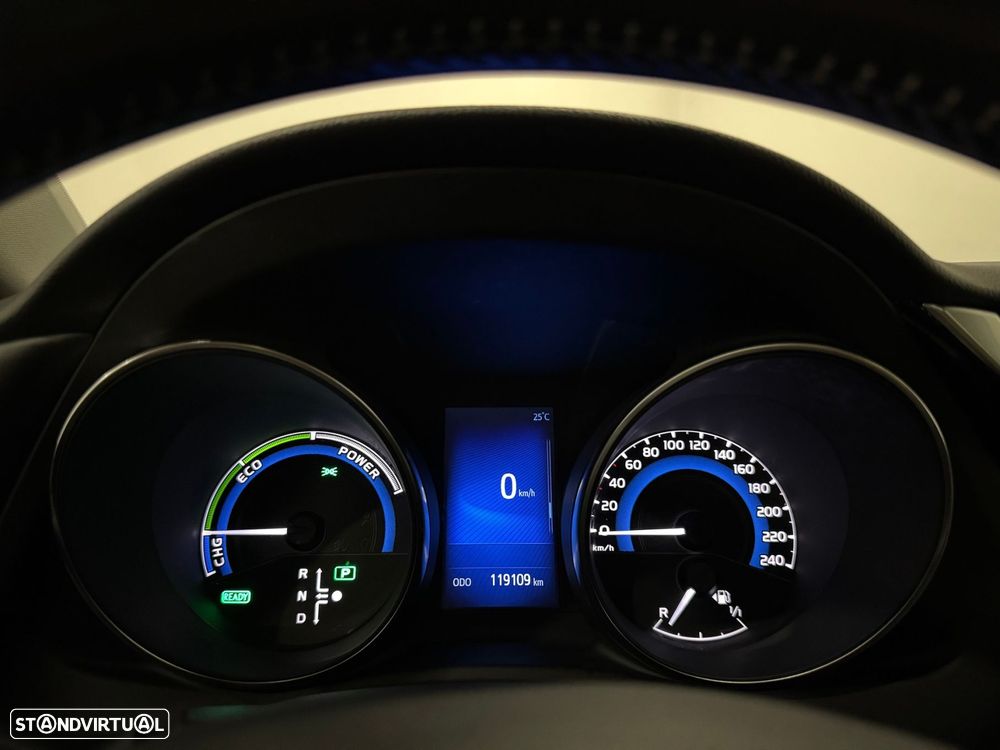 Toyota Auris Touring Sports 1.8 HSD Comfort +P.Techno+P.Sport - 45