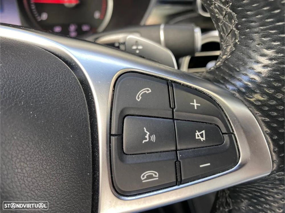 Mercedes-Benz GLC 250 d Coupe 4Matic 9G-TRONIC AMG Line - 40