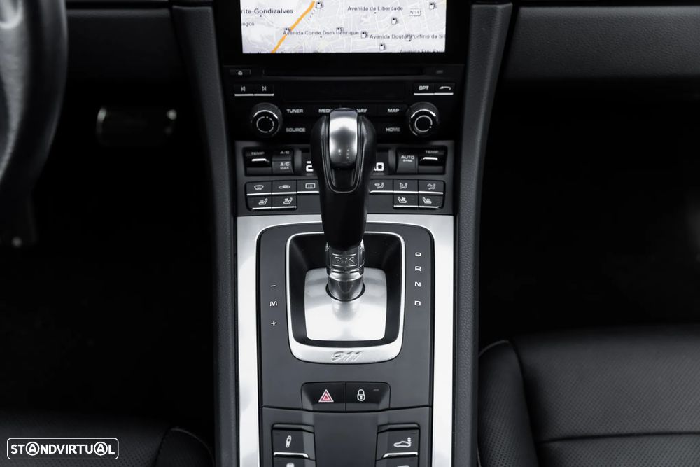 Porsche 911 (991) Carrera 4 S PDK - 42