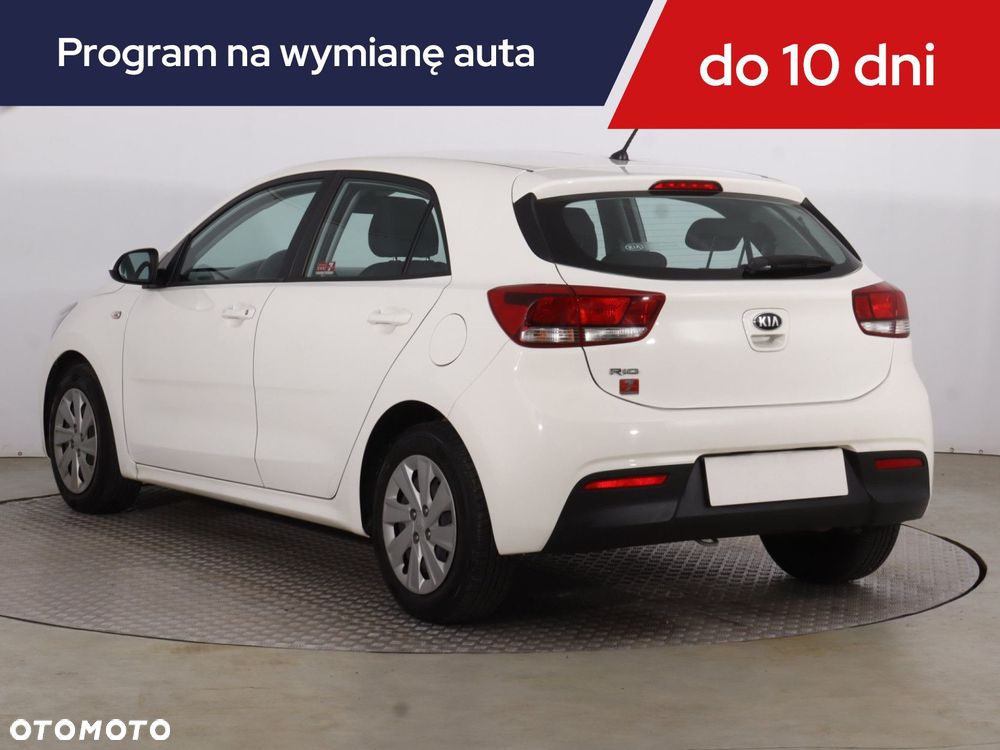 Kia Rio - 6