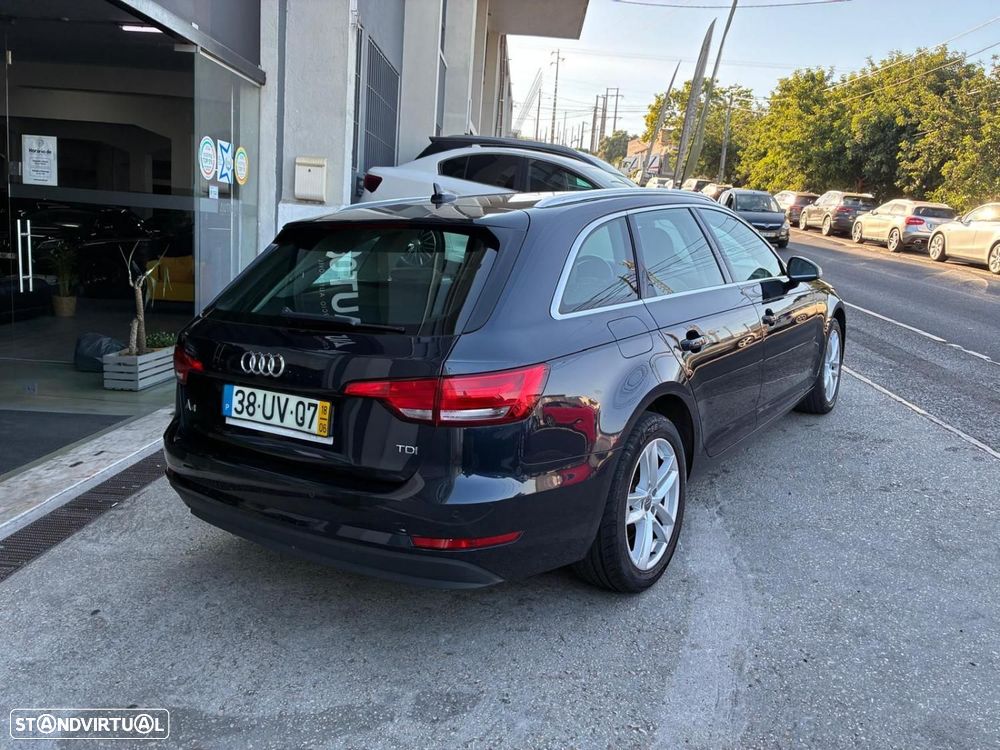 Audi A4 Avant 2.0 TDI Sport S tronic - 2