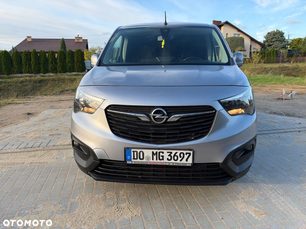 Opel Combo 2021 photo 2