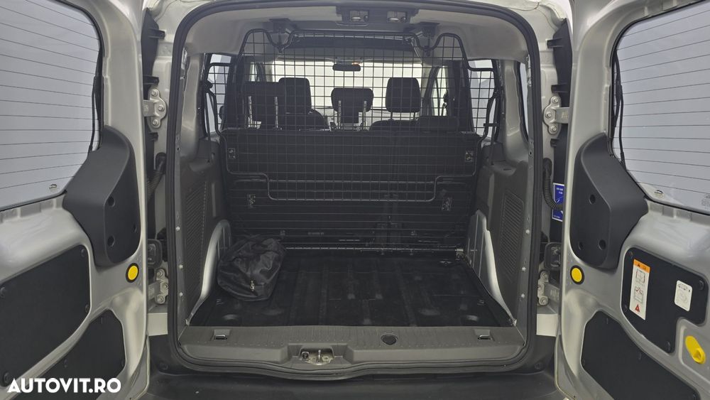 Ford Transit Connect - 25