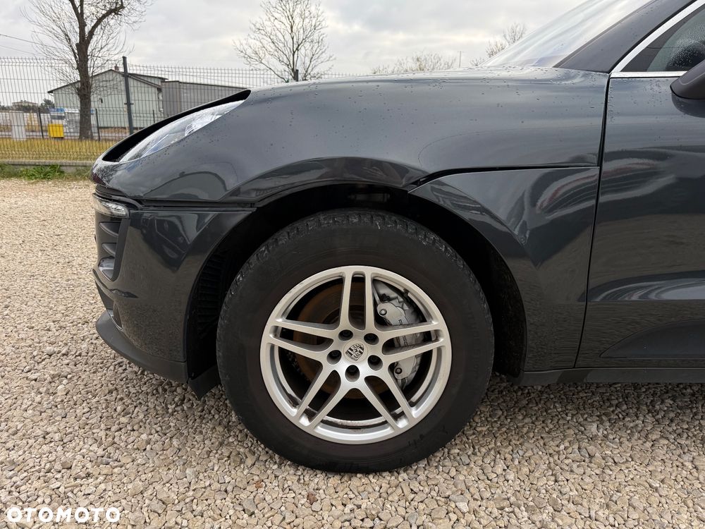 Porsche Macan S - 28