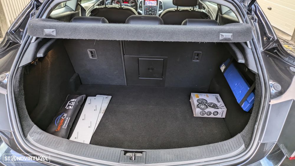 Opel Astra GTC 1.6 CDTi S/S - 16