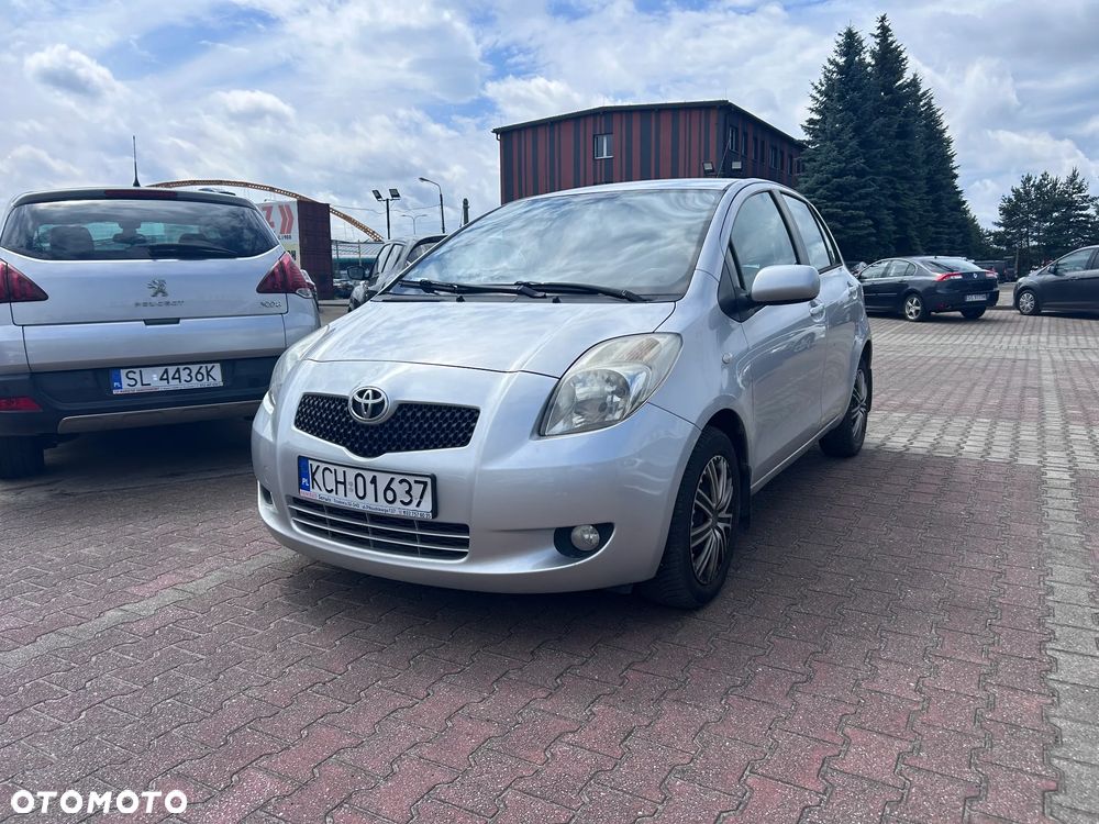 Toyota Yaris 1.3 Blue - 8
