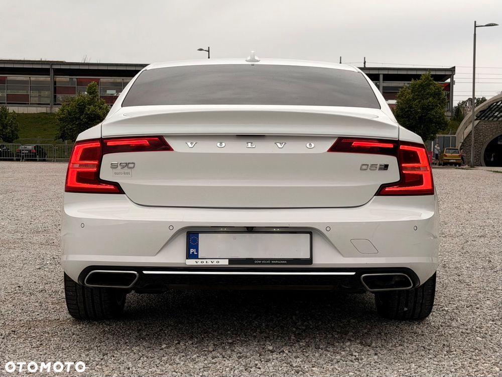 Volvo S90 D5 SCR AWD Inscription - 4