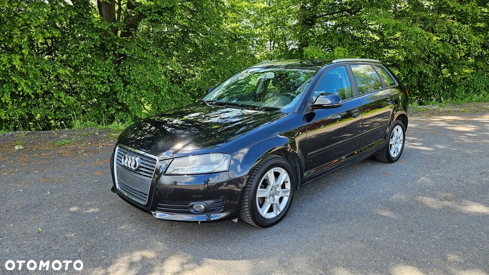 Audi A3 Sportback 2.0 TDI DPF Ambiente - 1