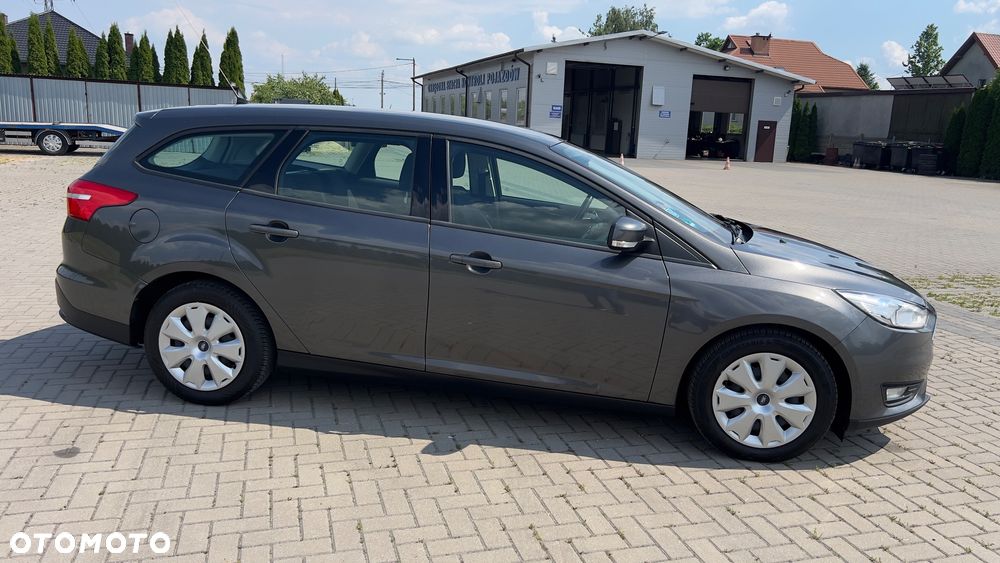 Ford Focus 1.5 TDCi DPF Start-Stopp-System Business - 9