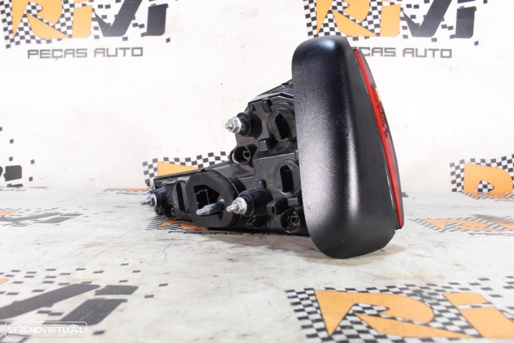 Farolim Direito Audi A4 Avant (8W5, 8Wd, B9)  8W9945076a / 81490202 / - 5