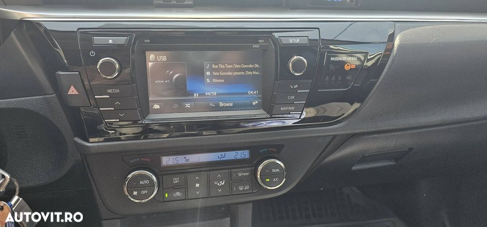 Toyota Corolla 1.6 Valvematic Luna - 3