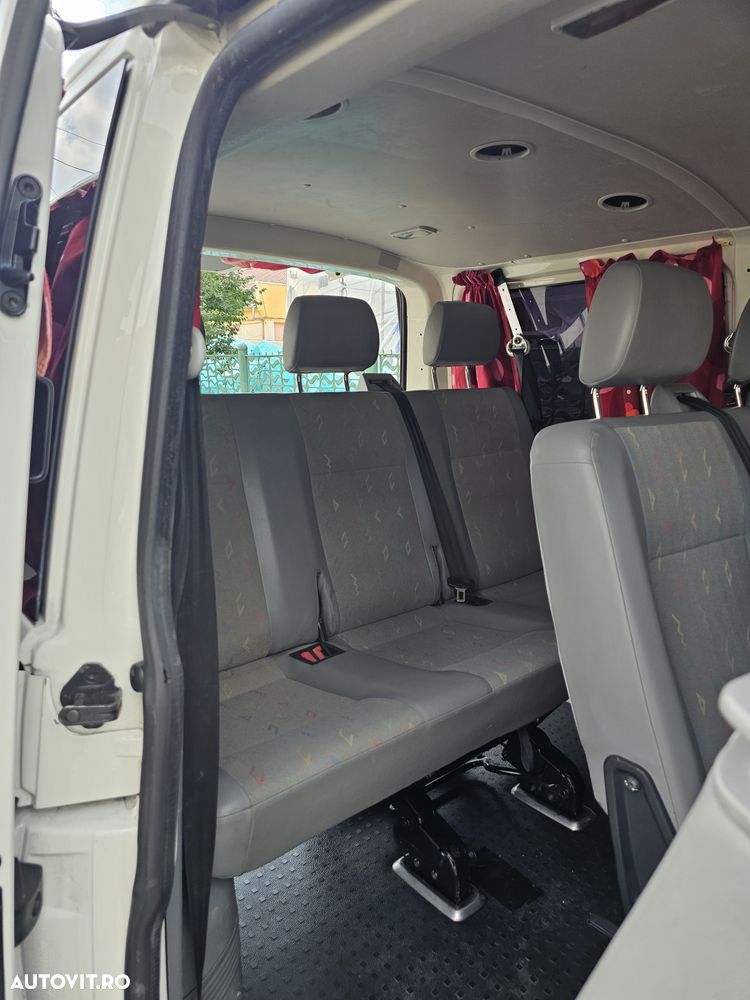 Volkswagen Transporter - 11