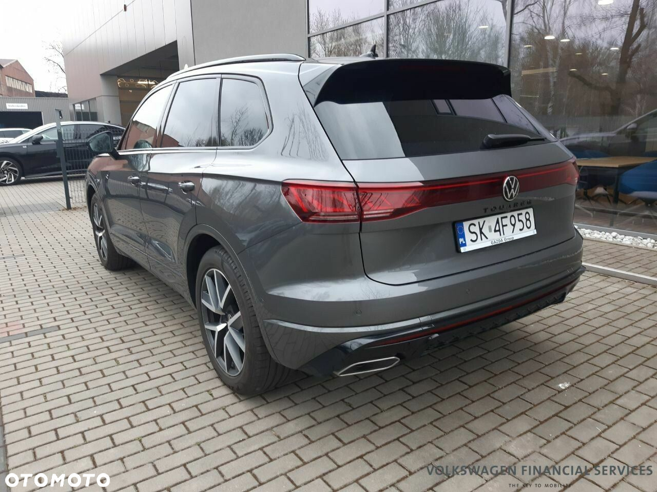 Volkswagen Touareg 3.0 V6 TFSI 4Motion R-Line - 4