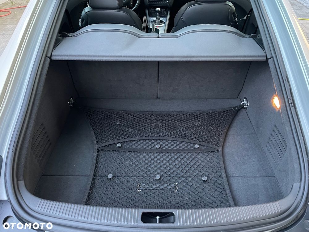 Audi TT S Coupé - 10