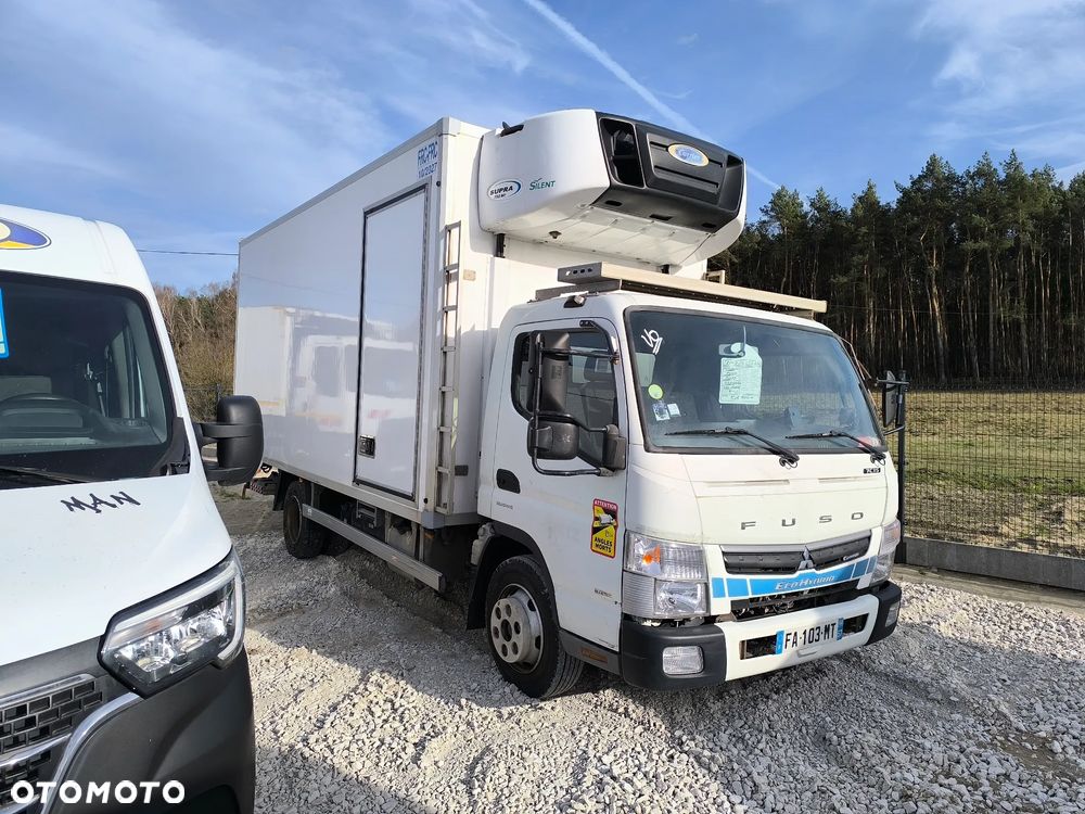 Mitsubishi Fuso center - 1