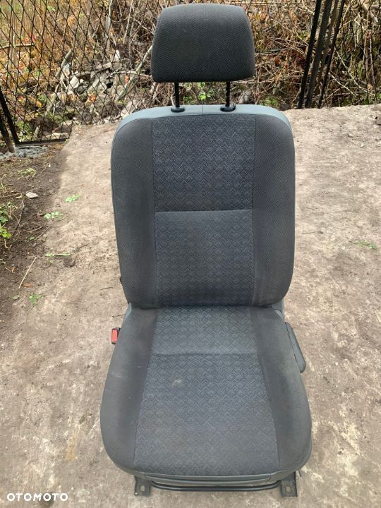 FOTEL KIEROWCY FORD TRANSIT CONNECT - 1