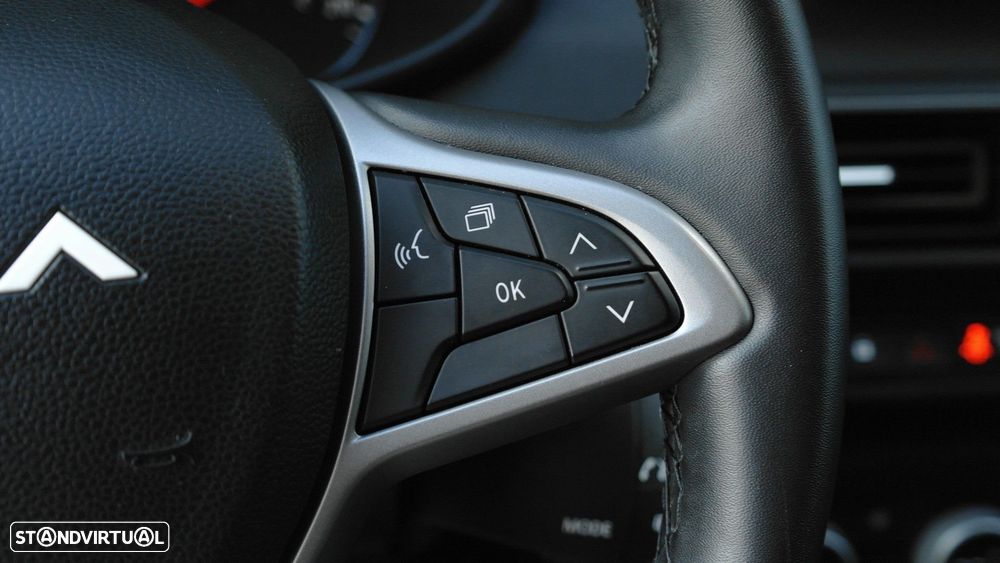 Dacia Jogger 1.2 ECO-G Extreme 7L - 39
