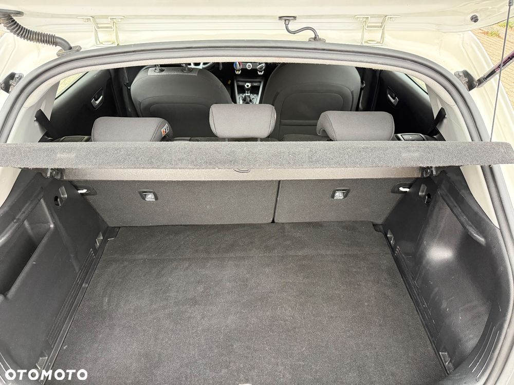 Kia Stonic 1.2 M - 20