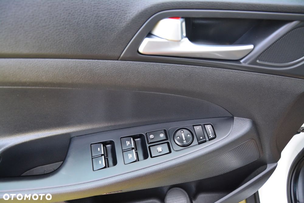 Hyundai Tucson 1.6 CRDi Style 2WD DCT - 37