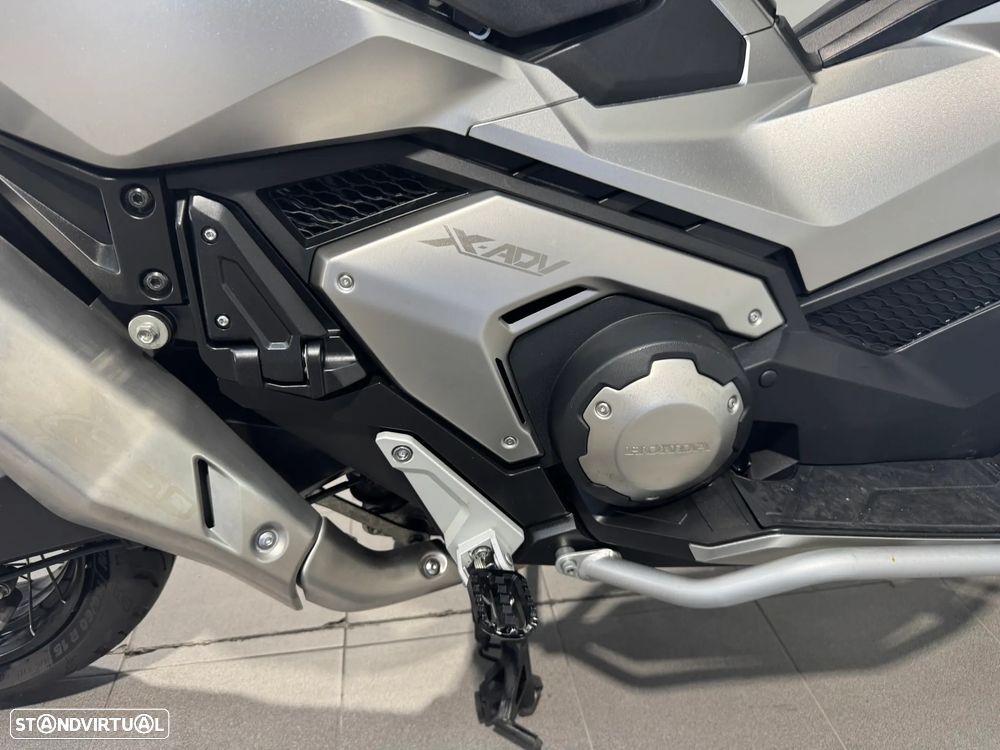 Honda X-ADV - 12