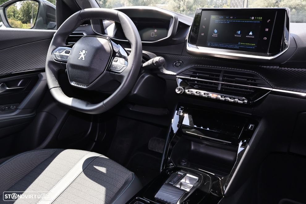 Peugeot e-2008 50 kWh Allure - 13