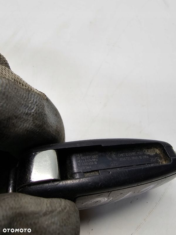 KLUCZYK PILOT SCYZORYK AUDI A1 8X Q3 8U 8X0837220D 2/24 - 4